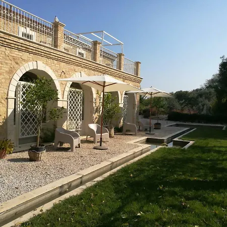 Вилла Casale Santi